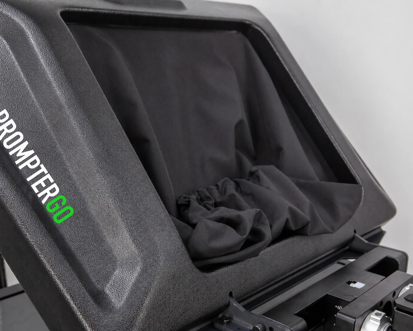 Studio Teleprompter Ultra dustproof box hood shielding the beam splitter