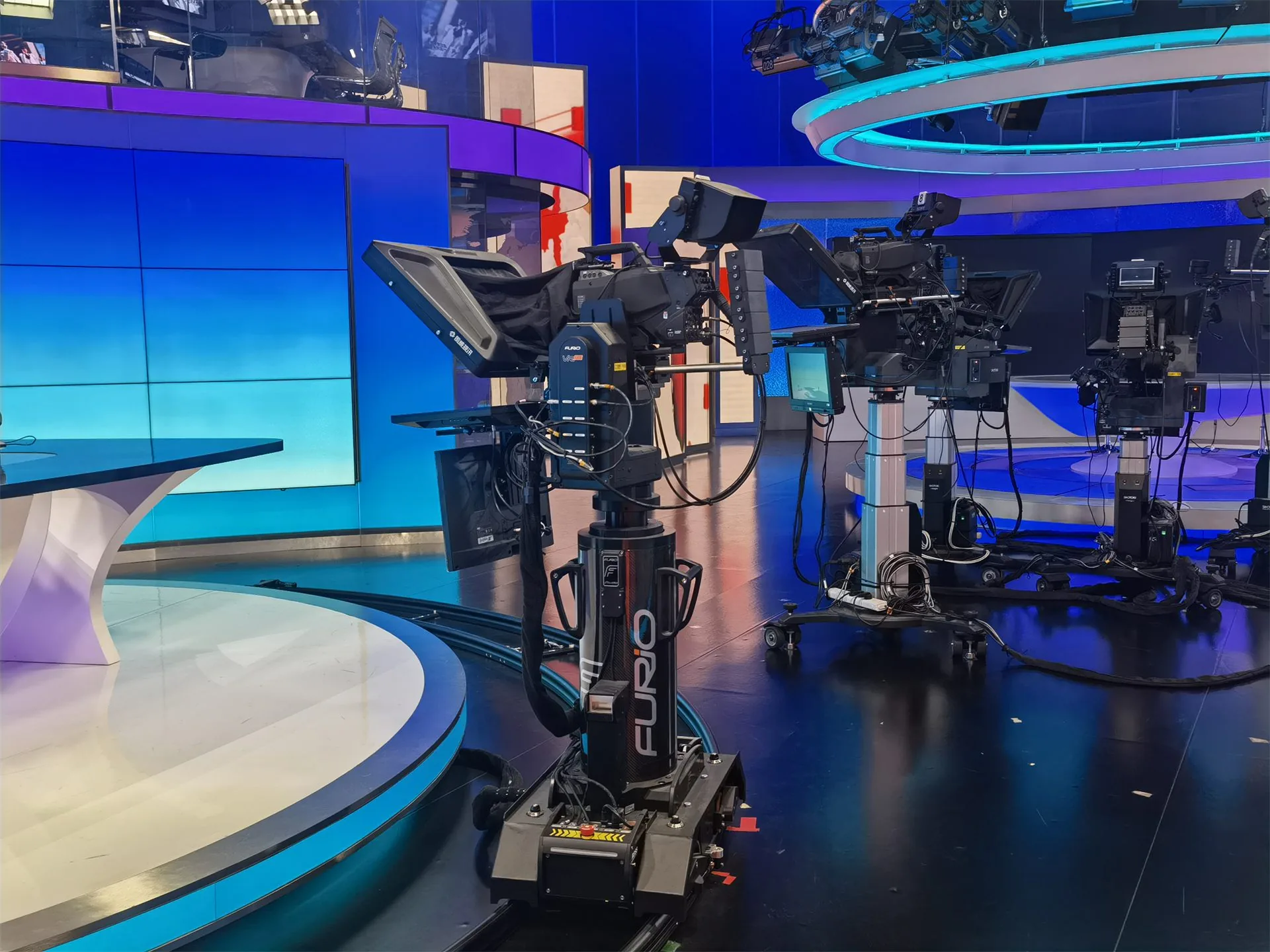 Multi-camera studio setup with Studio Teleprompter Ultra systems